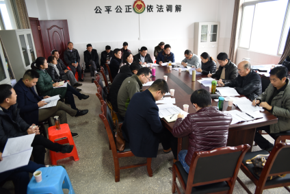 早謀劃、早部署、早行動，扎實做好2018年脫貧規(guī)劃工作