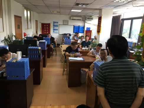 加強(qiáng)安全培訓(xùn)教育，牢固樹立安全意識(shí)