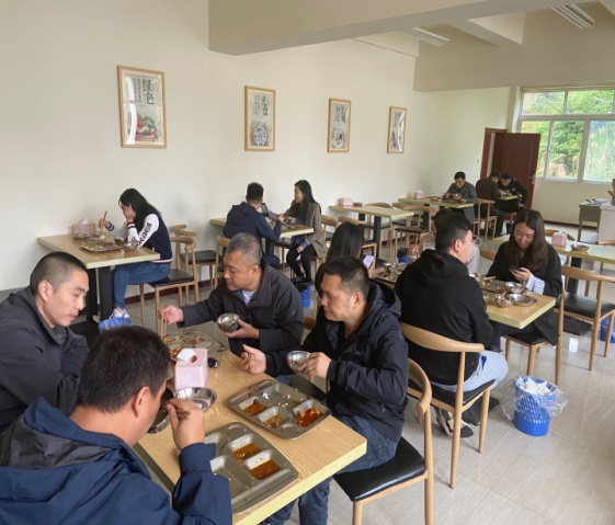 強監(jiān)督，重引導，杜絕“舌尖上的浪費”
