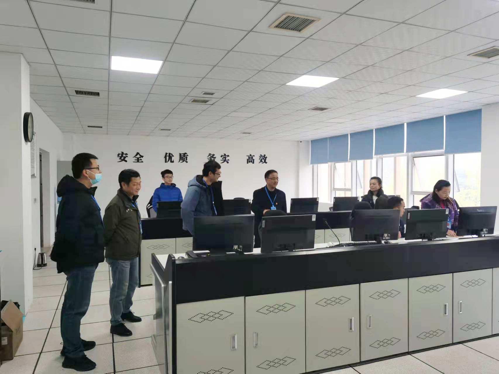 集團公司黨委書記、董事長周燕賓調(diào)研水廠安全生產(chǎn)等工作