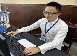 《榜樣在身邊》系列報道——羅林、饒錫兵 不用揚鞭自奮蹄 人生逐夢正當時